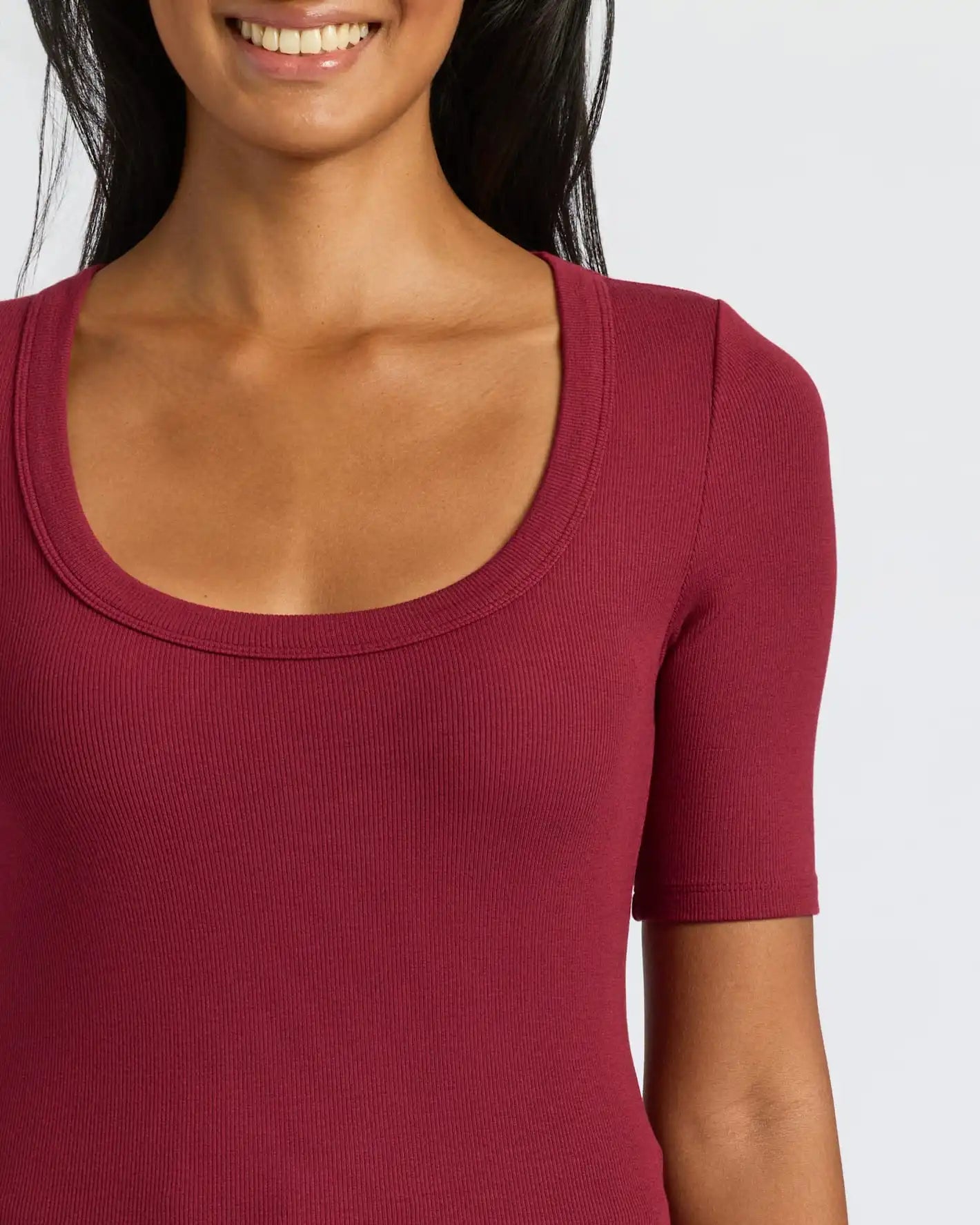 Womens Dark Maroon Ribbed 3/4 Sleeve Scoop Neck Tee