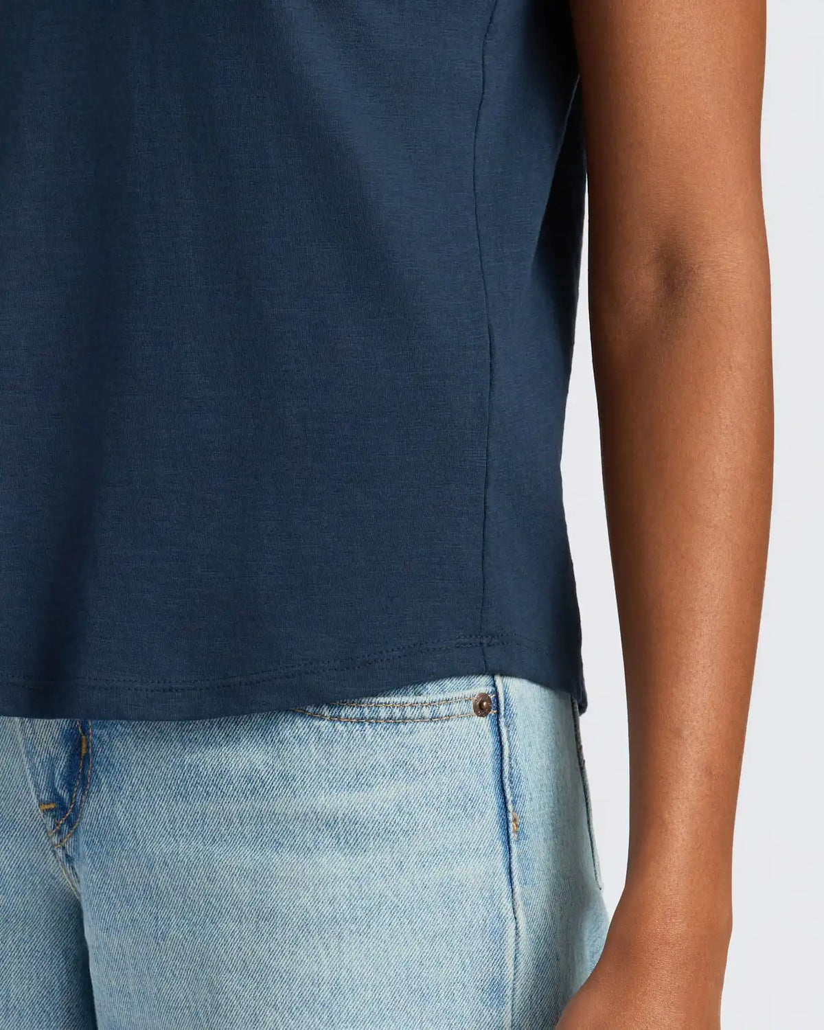 Womens Navy Relaxed Slub V-Neck Tee
