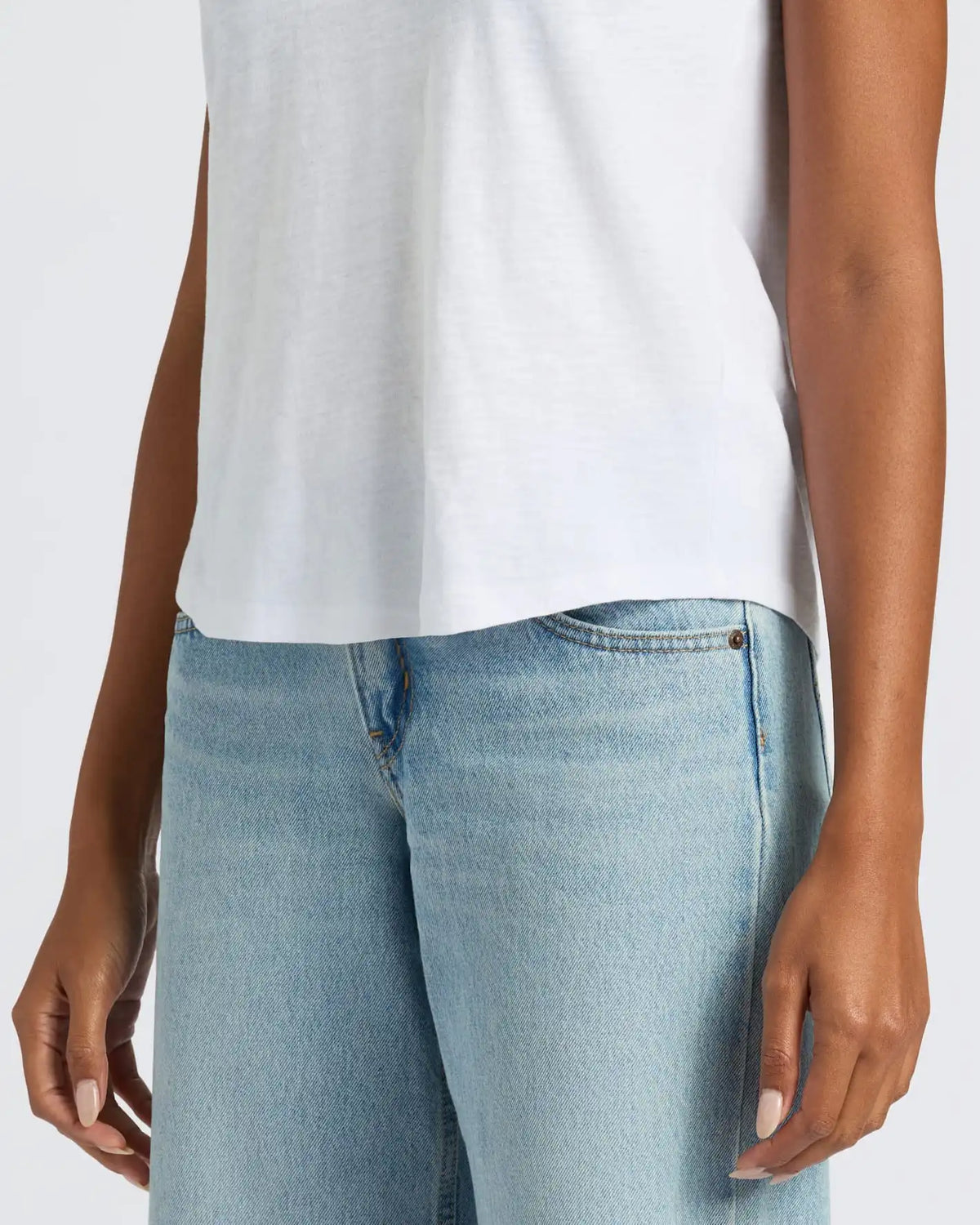 Womens White Relaxed Slub V-Neck Tee